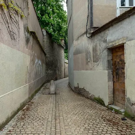 Le Suzon - Les Belles Vues Apartament *